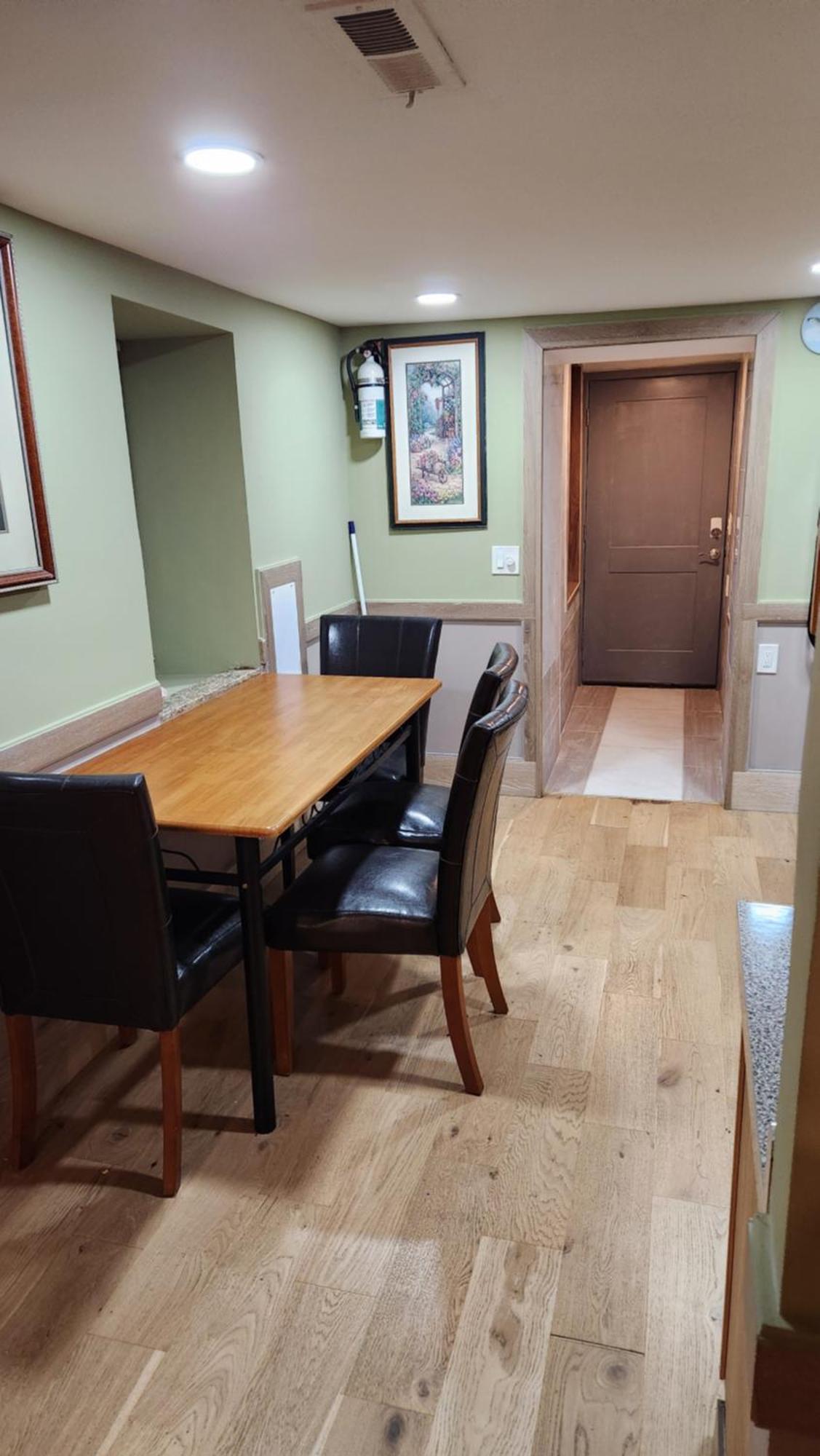 Two Bedroom Few Blocks From The Beach And Tropicana Casino Ατλάντικ Σίτι Εξωτερικό φωτογραφία